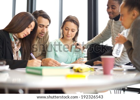 People who do uni assignment