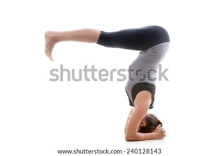 pics of ebony porn white girl on handstand naked