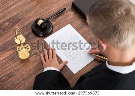 Do judges make law essay