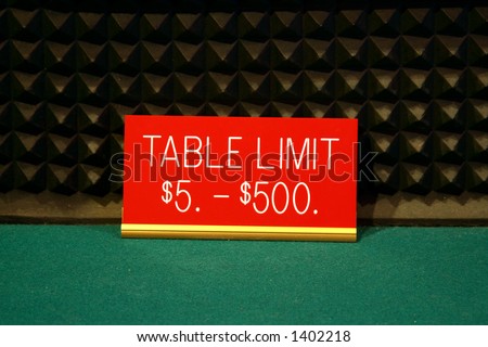 Simplified craps table