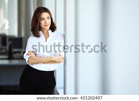 stock-photo-modern-business-woman-in-the
