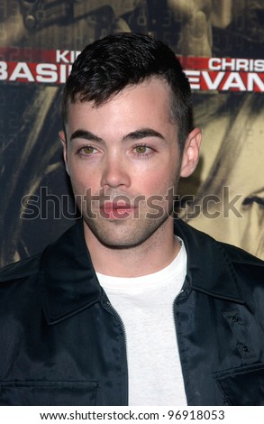 Actor JOHN HEMSLEY at the Los Angeles premiere of Cellular. September 9, 2004 - - stock-photo-actor-john-hemsley-at-the-los-angeles-premiere-of-cellular-september-96918053